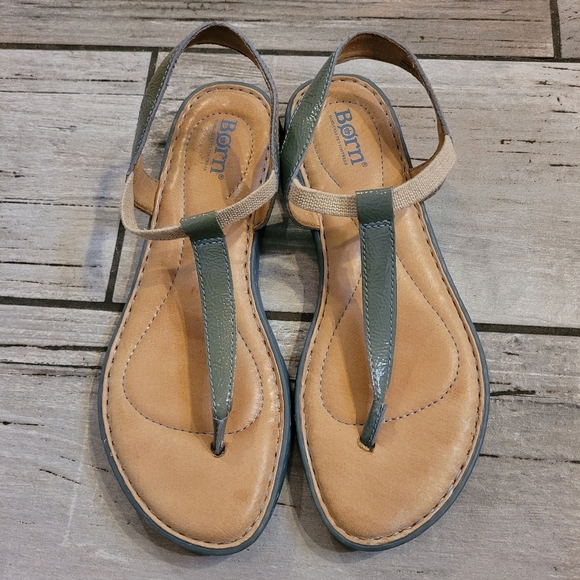 Born Women's 8 blue gray patent leather T-strap thong Sandals casual comfy - Picture 4 of 10